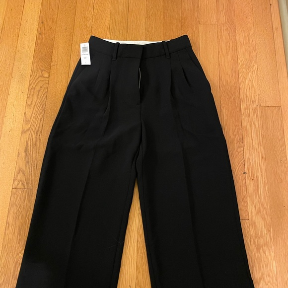Aritzia Wilfred Effortless pant with tags - Picture 2 of 5